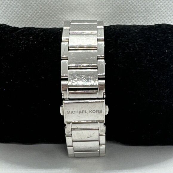 Michael Kors MK5353 Womens Silver Stainless Steel Analog Dial Wrist Watch JNA596 main image 4